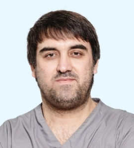 Стоматолог-ортопед, хирург-имплантолог Самадов Руслан Давудович